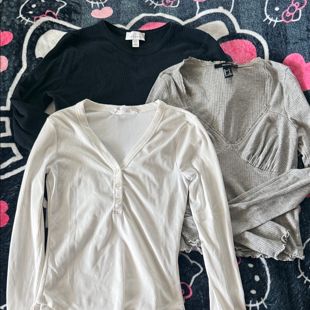3 basic color bundle Tops - Black, Cream, Light Gray